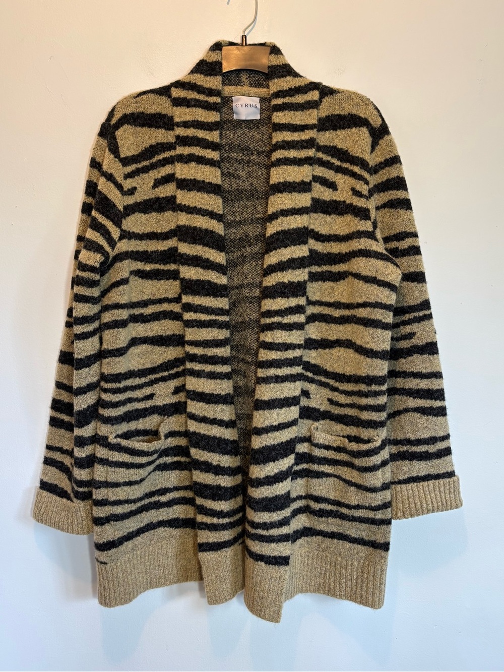 Cyrus Tiger Stripe Chunky Open Front Cardigan Large Cozy Fall Winter
